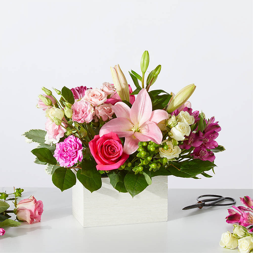 Sweetberry Box – A Florist Original – Flowers In Spring Llc, Lynchburg VA