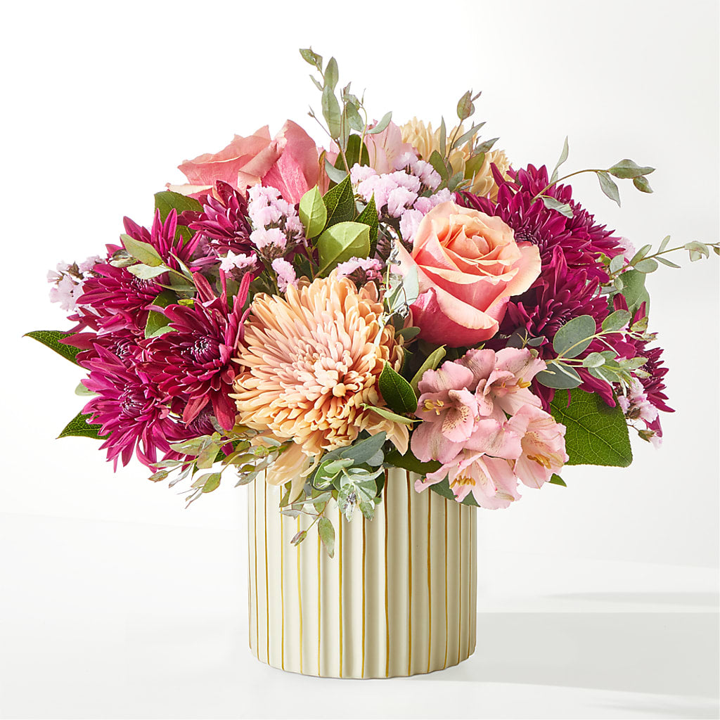 Berry Cobbler Bouquet with Ivory Vase –  Flowers In Spring Llc, Lynchburg VA
